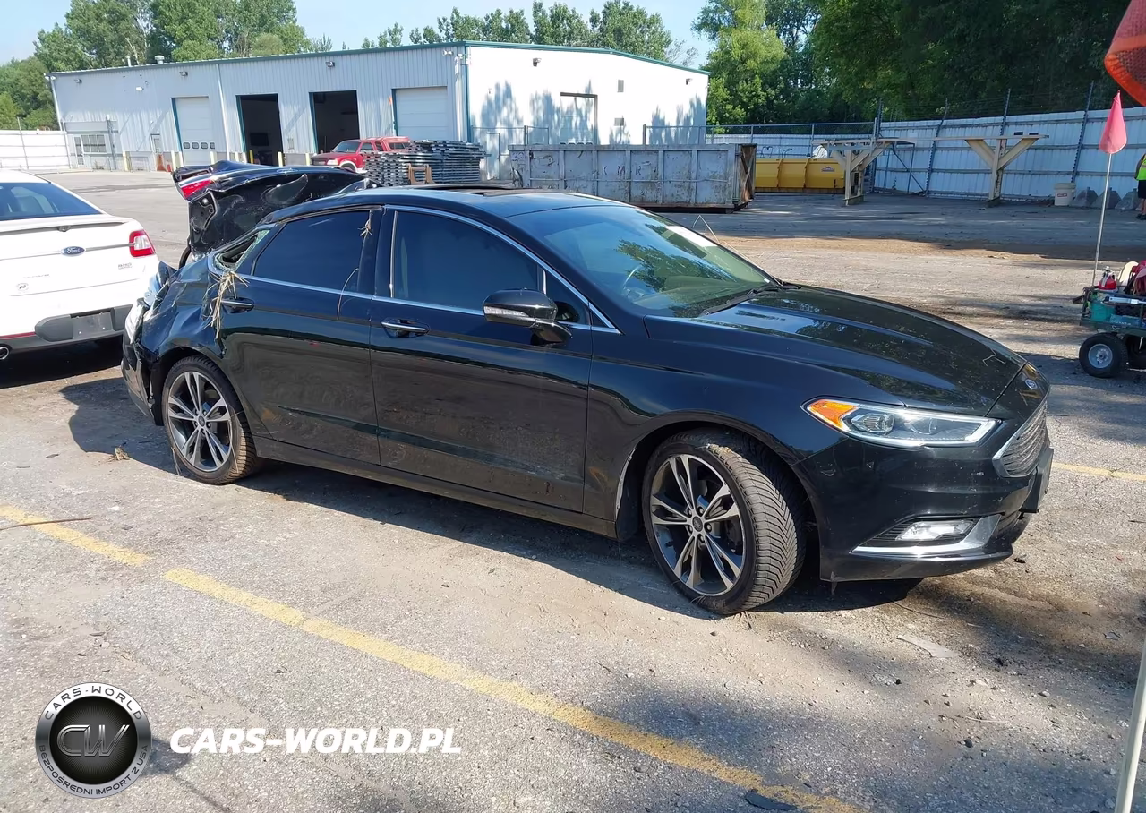 2017 Ford Fusion Titanium – zdjęcie 1 z 16