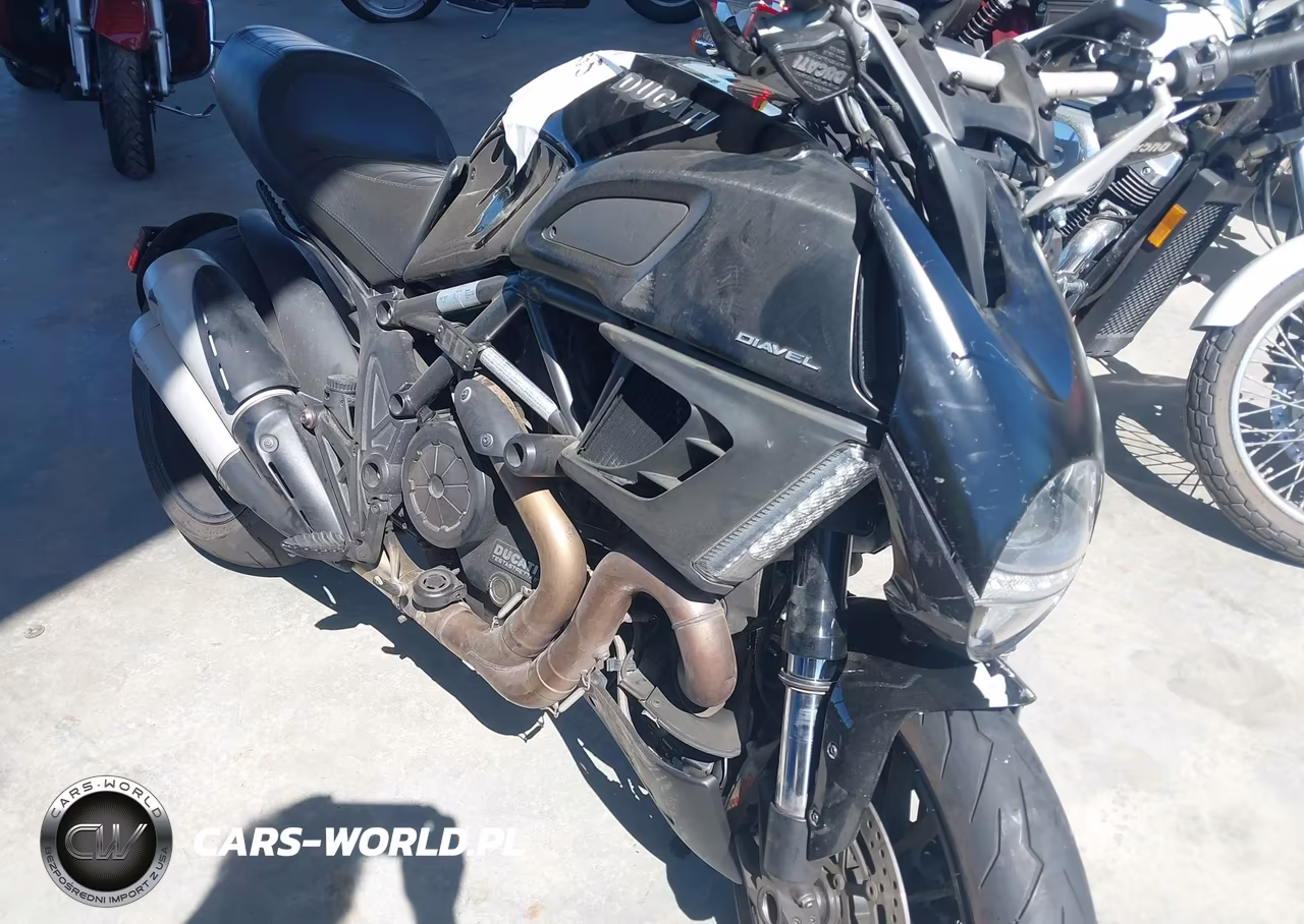 2012 Ducati Diavel – zdjęcie 1 z 13