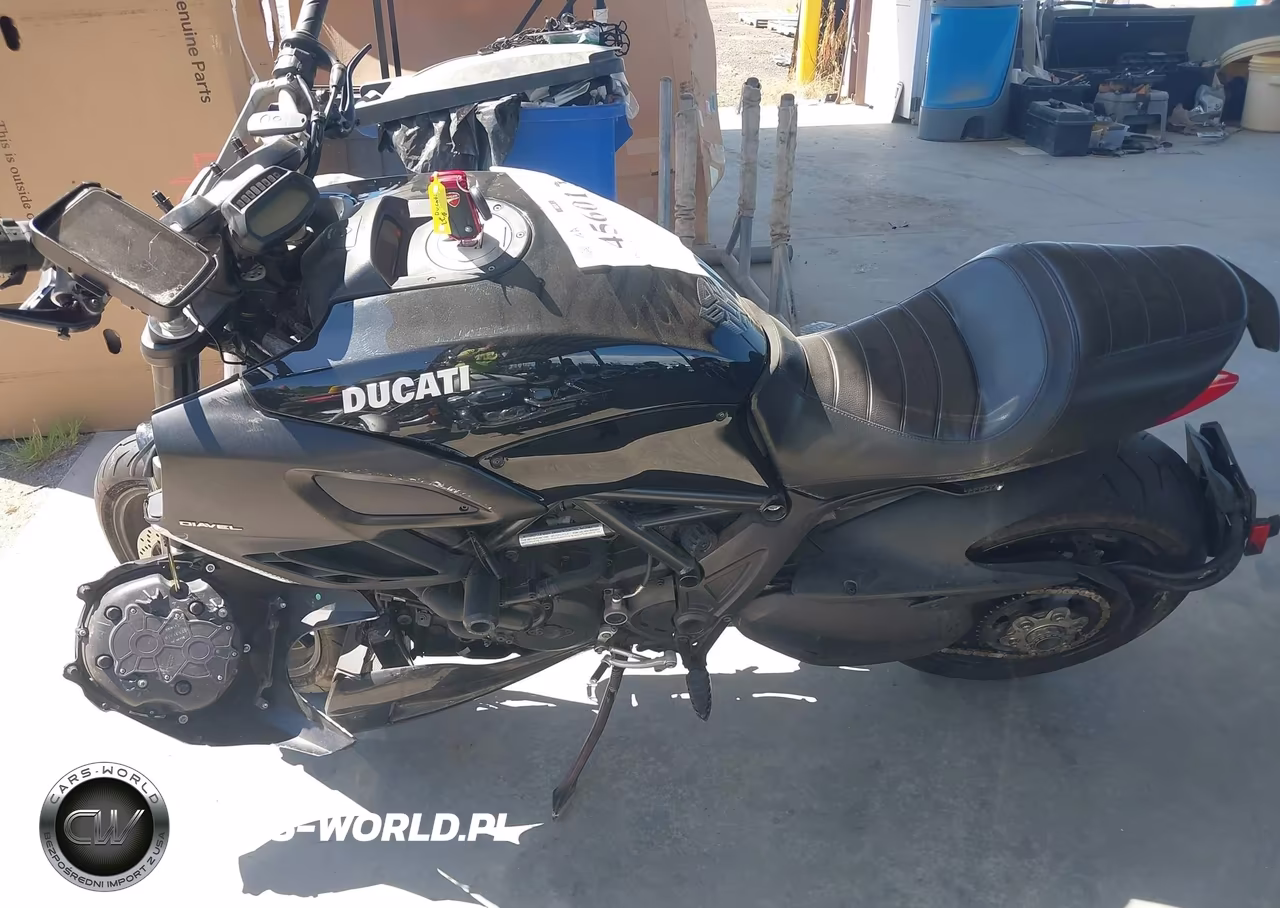2012 Ducati Diavel VIN:ZDM13BLW9CB008022 - 13