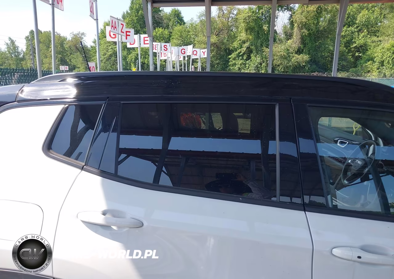 2023 Jeep Compass Trailhawk 4X4 VIN:3C4NJDDN8PT527992 - 17
