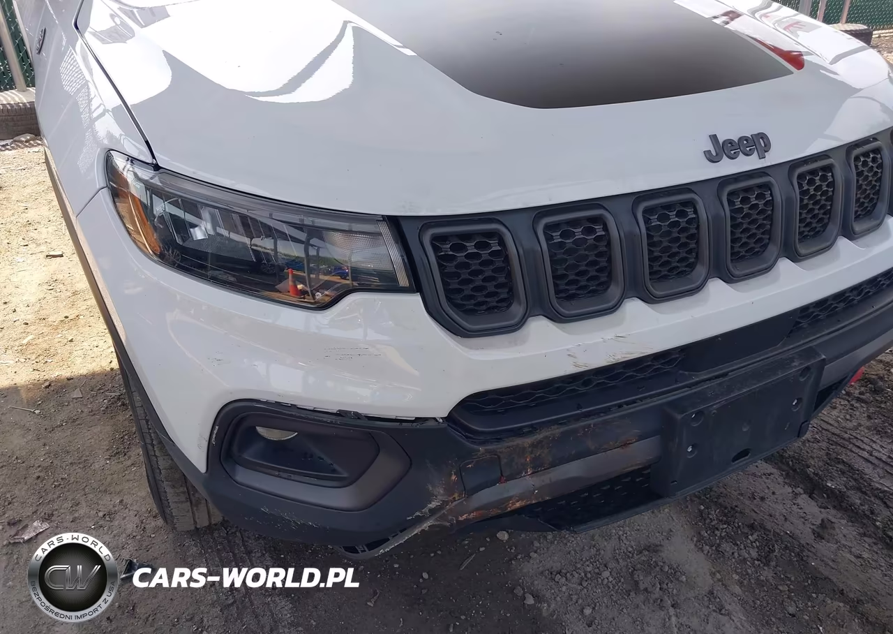 2023 Jeep Compass Trailhawk 4X4 VIN:3C4NJDDN8PT527992 - 18