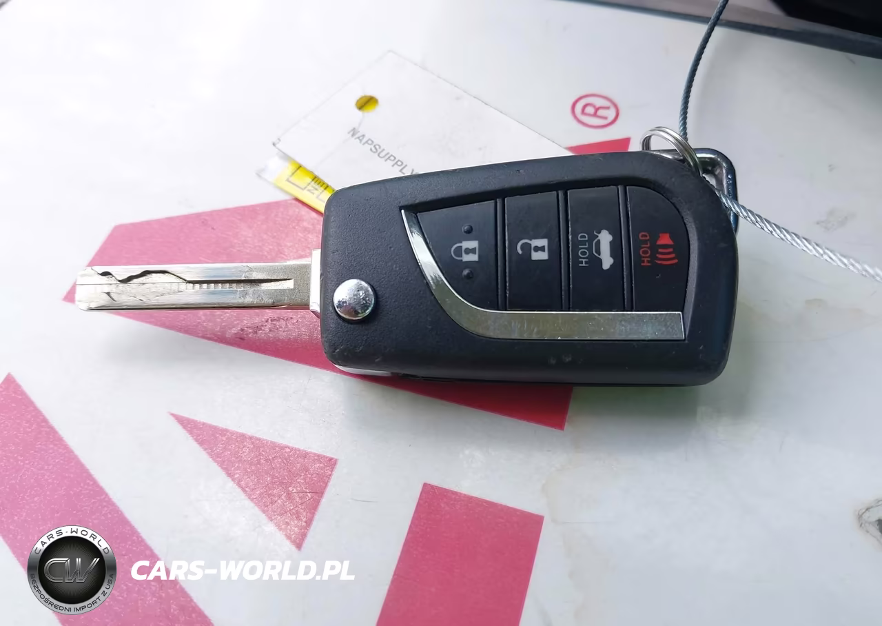 2021 Toyota Corolla Le VIN:JTDEPMAE1MJ156129 - 11