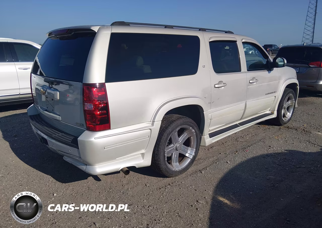 2007 Chevrolet Suburban Lt VIN:3GNFC16057G233612 - 4