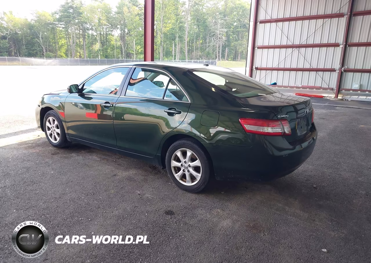2011 Toyota Camry Le VIN:4T1BF3EK1BU687922 - 3