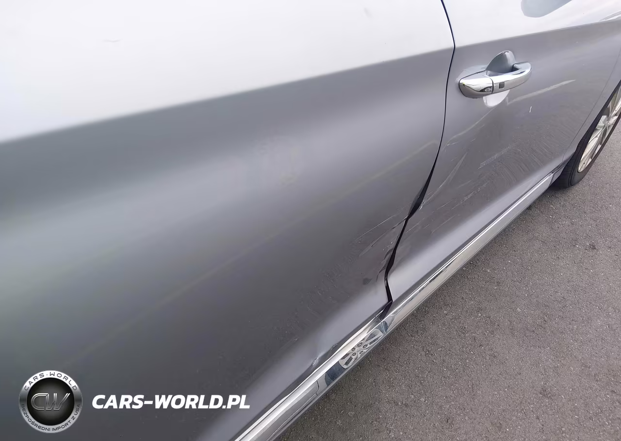 2015 Hyundai Sonata Limited VIN:5NPE34AF0FH037200 - 18