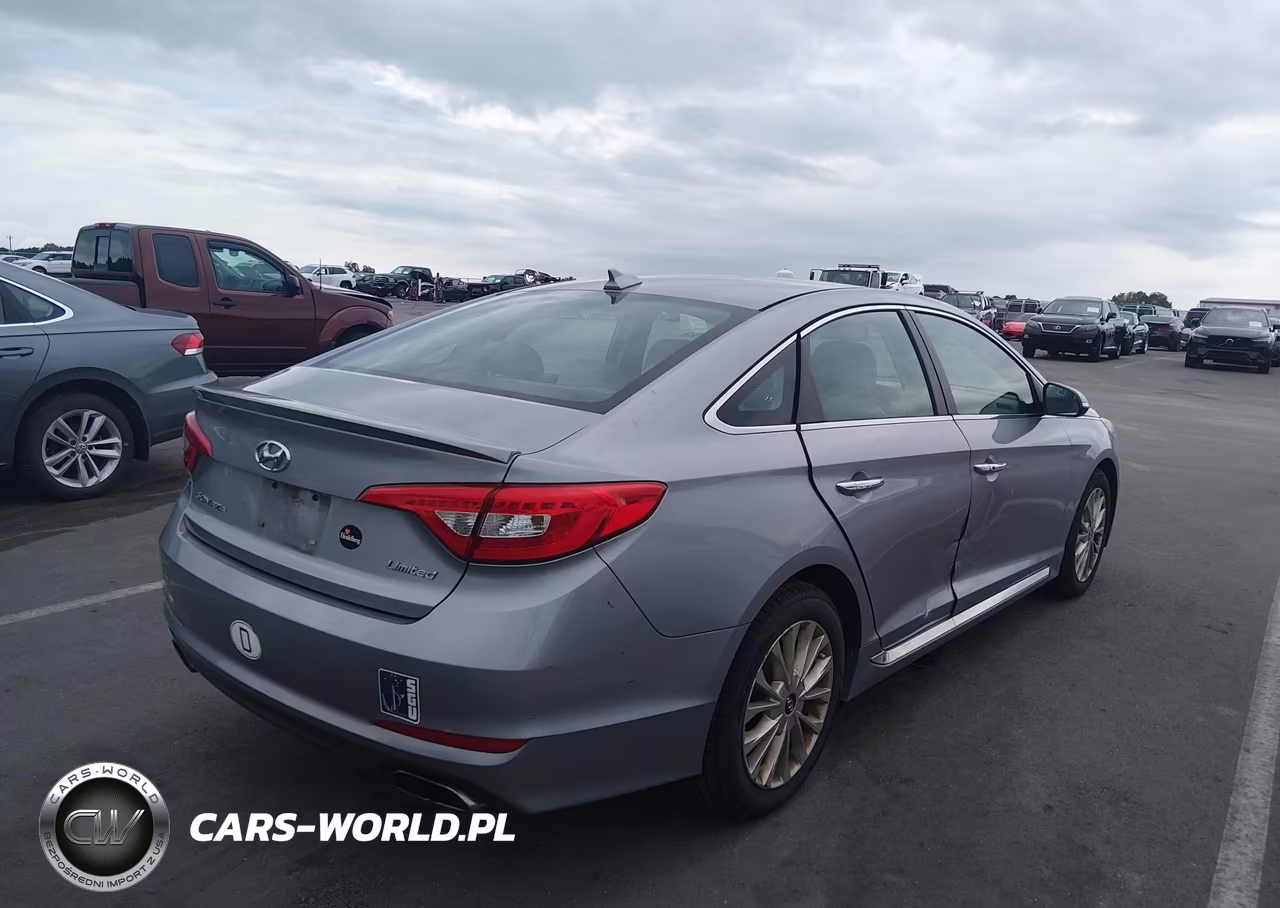 2015 Hyundai Sonata Limited VIN:5NPE34AF0FH037200 - 4