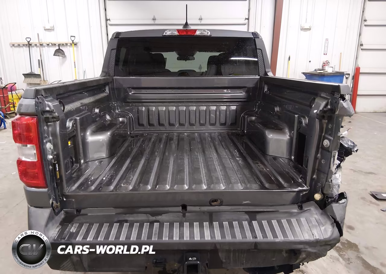 2026 Ford Maverick Xlt VIN:3FTTW8J32TRA33220 - 18
