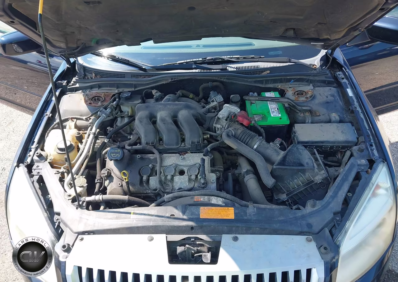 2008 Mercury Milan V6 Premier VIN:3MEHM08178R667369 - 10