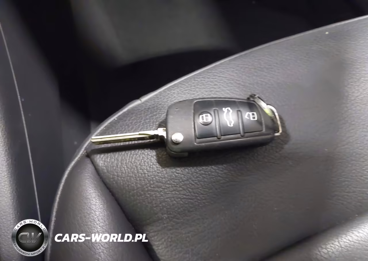 2018 Audi Q3 2.0T Premium-2.0T Sport Premium VIN:WA1ECCFSXJR032842 - 11