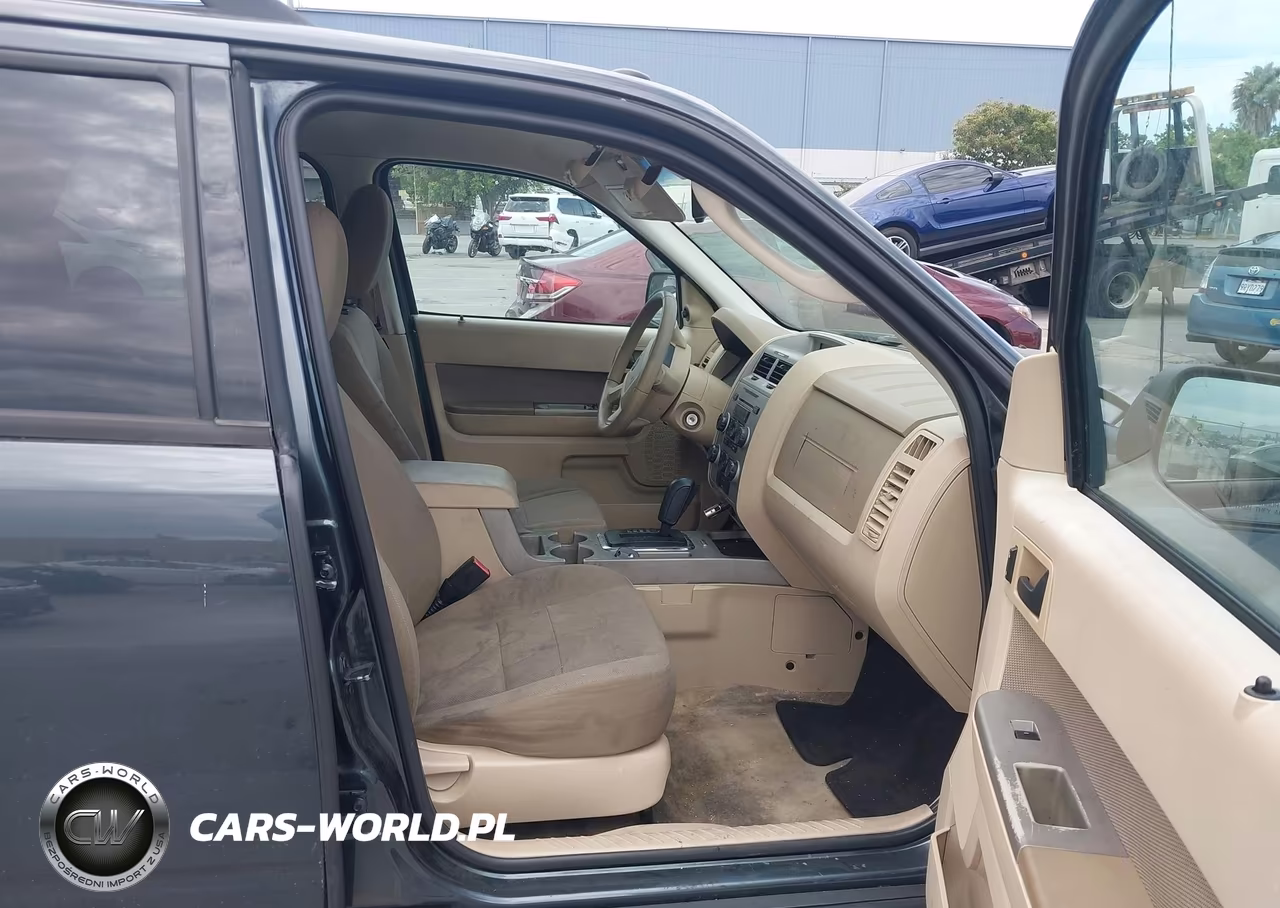 2009 Ford Escape Xlt VIN:1FMCU03799KB19950 - 5