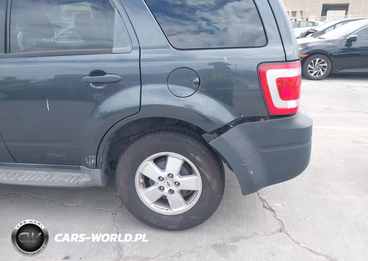 2009 Ford Escape Xlt VIN:1FMCU03799KB19950 - 6