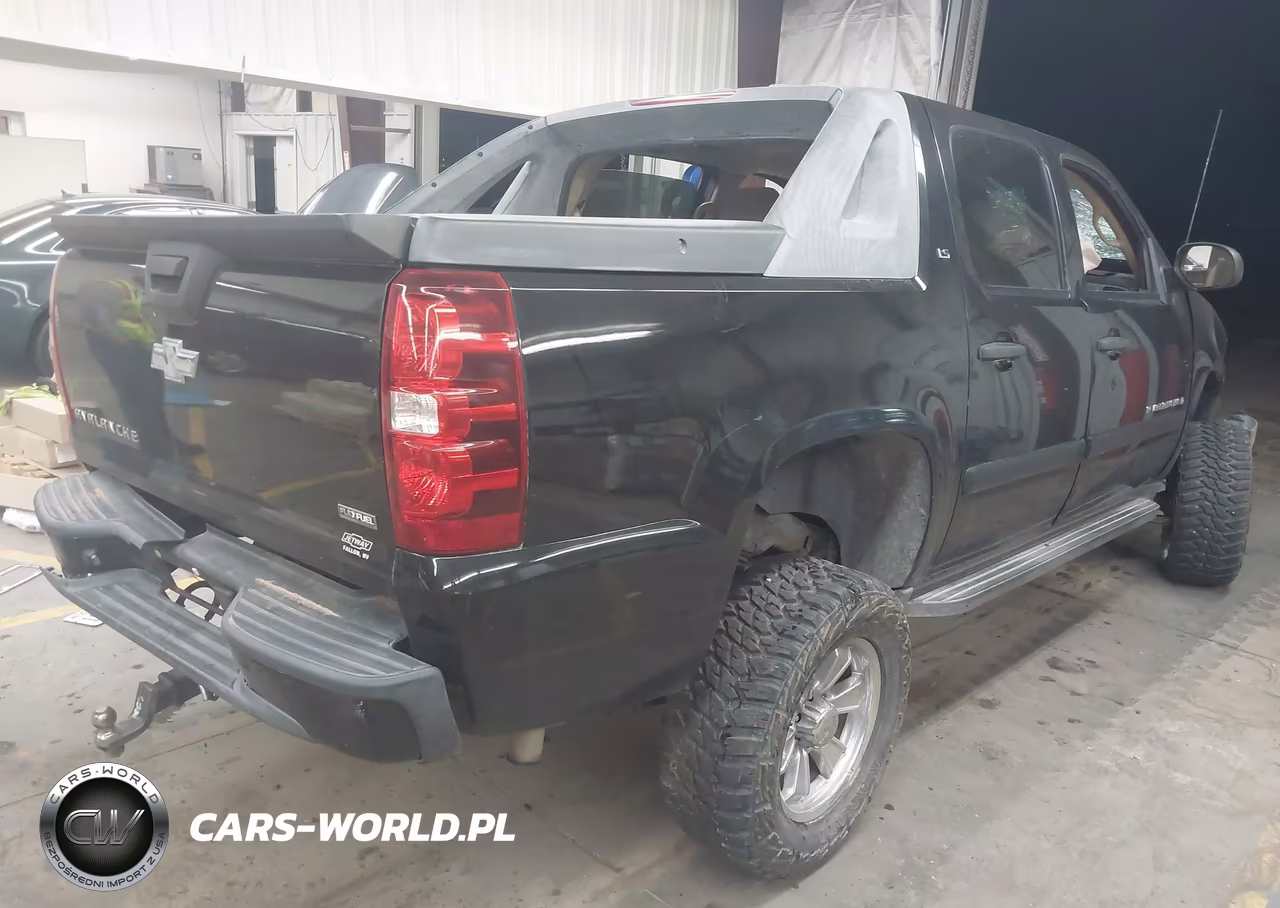 2007 Chevrolet Avalanche 1500 Ls VIN:3GNFK12357G259680 - 4