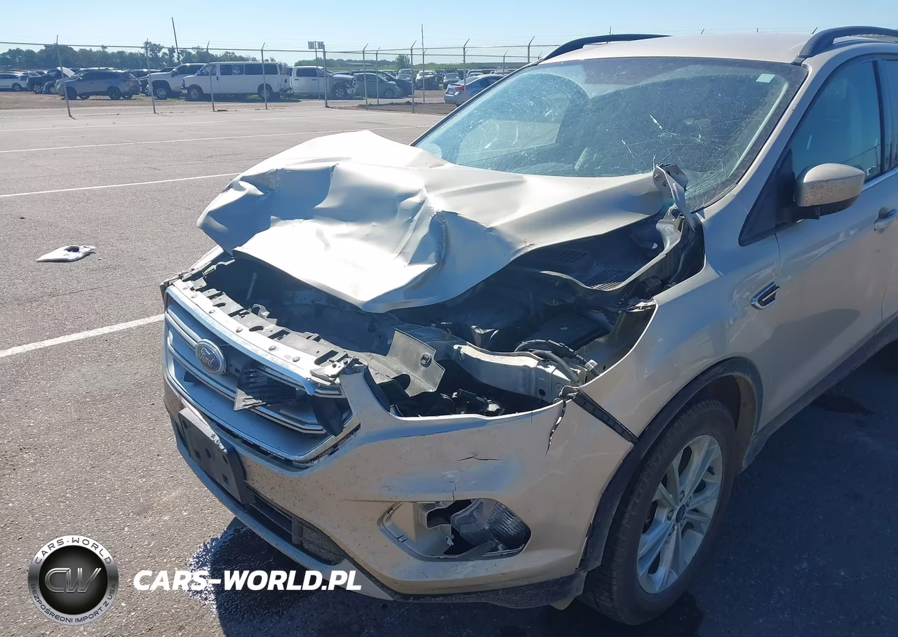 2017 Ford Escape Se VIN:1FMCU9G97HUC56744 - 6