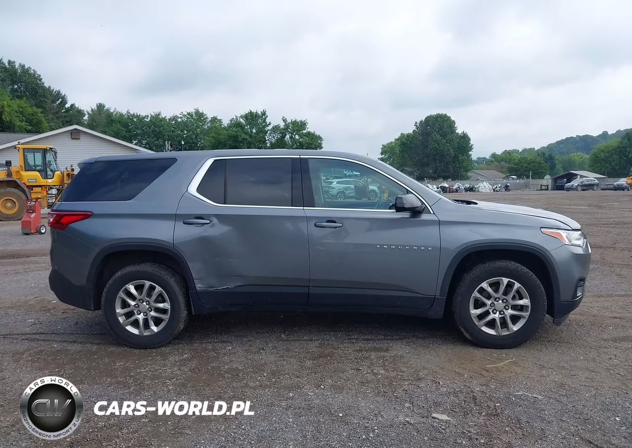 2019 Chevrolet Traverse Ls VIN:1GNERFKW2KJ294957 - 13