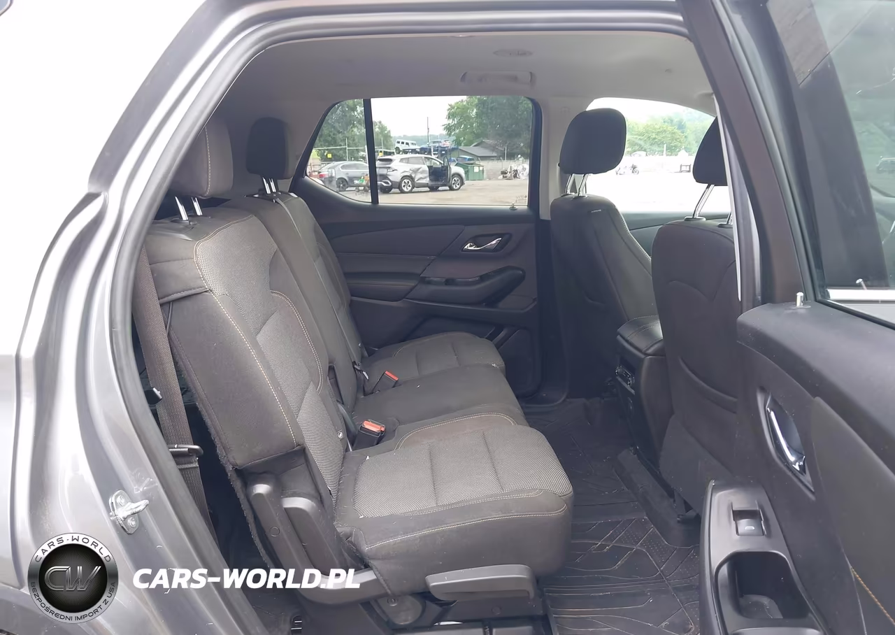 2019 Chevrolet Traverse Ls VIN:1GNERFKW2KJ294957 - 8
