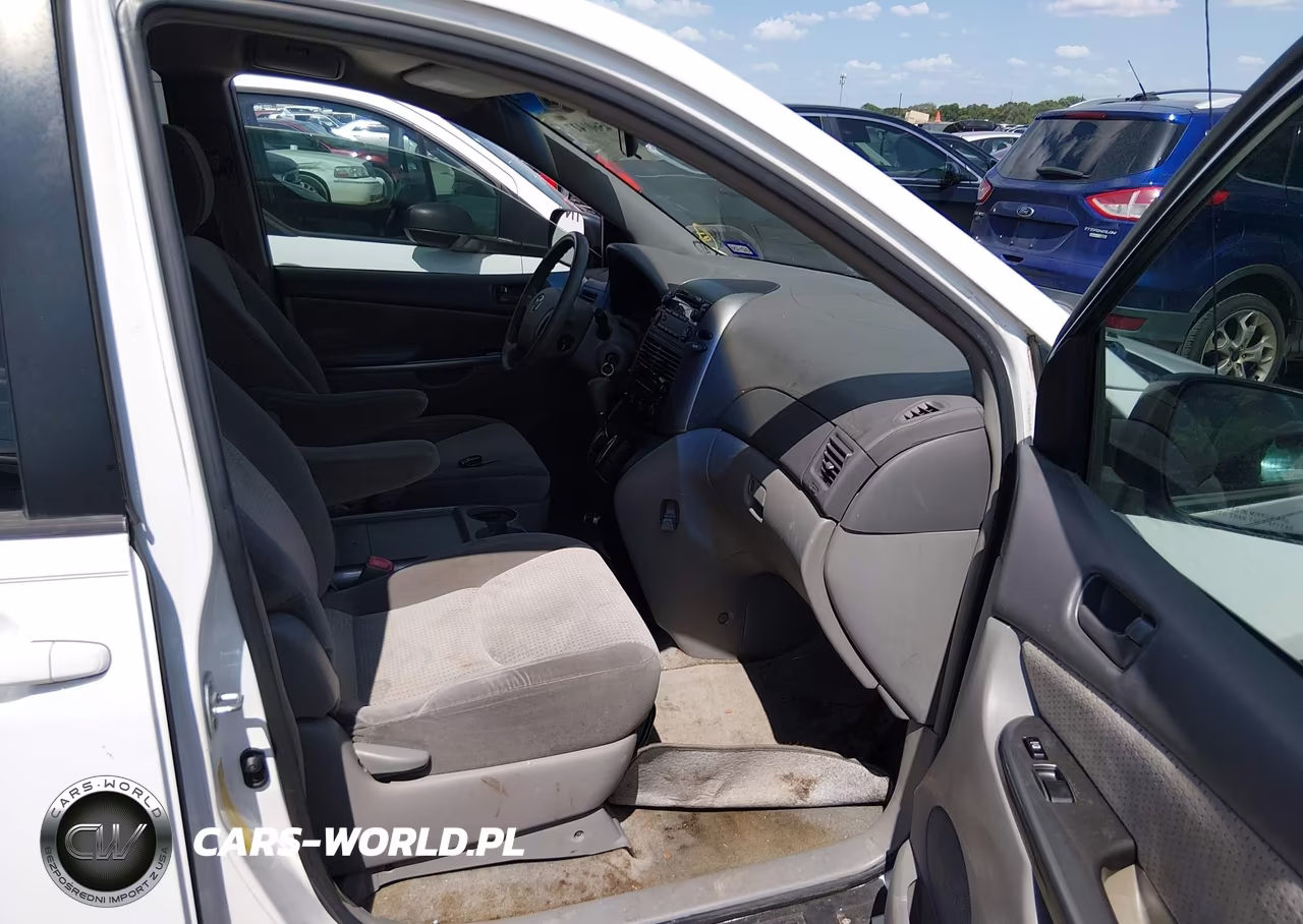 2010 Toyota Sienna Le VIN:5TDKK4CC6AS330305 - 5