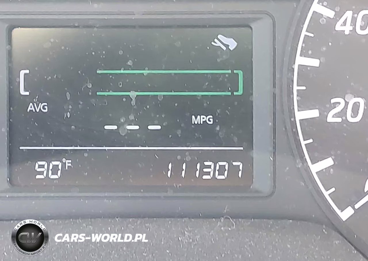 2015 Nissan Sentra S VIN:3N1AB7AP1FY295100 - 15