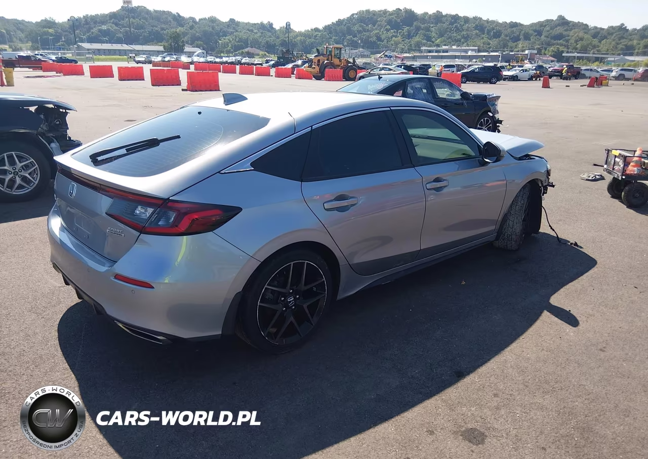 2024 Honda Civic Sport Touring VIN:19XFL1H84RE007233 - 4