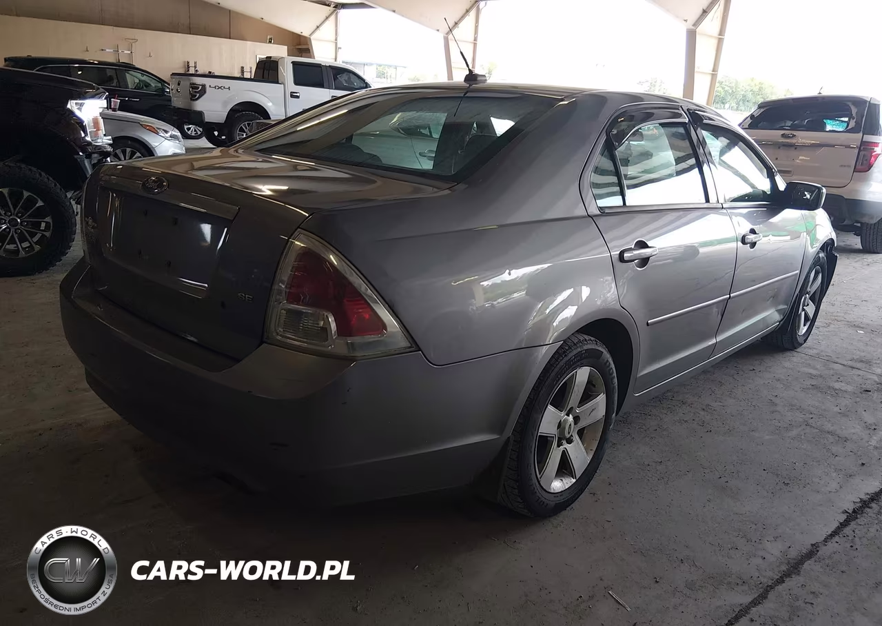 2007 Ford Fusion Se VIN:3FAHP07ZX7R157845 - 4