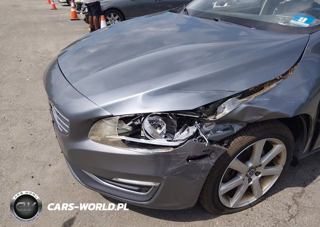 2016 Volvo S60 T5 Drive-E Premier VIN:YV126MFK2G2406751 - 6