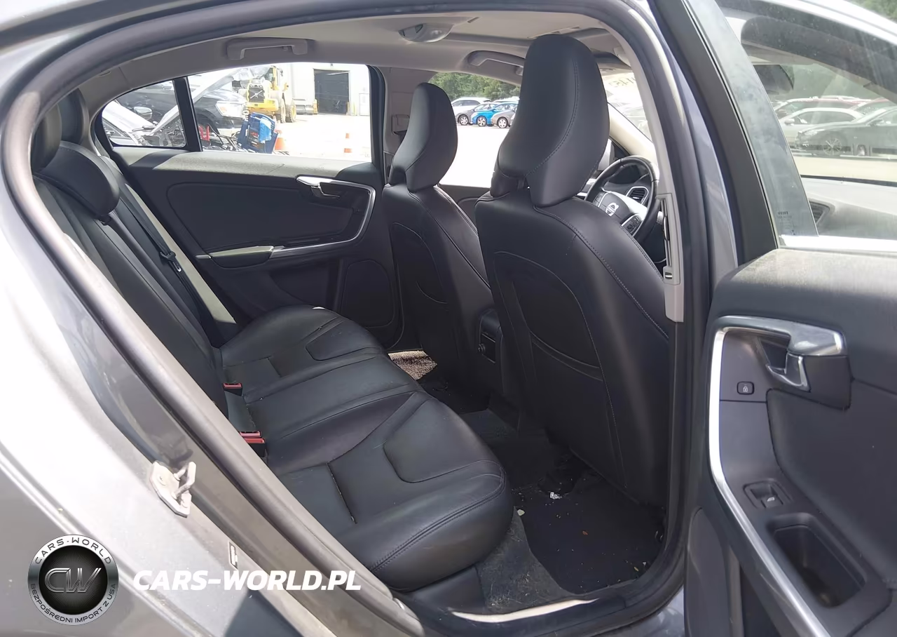 2016 Volvo S60 T5 Drive-E Premier VIN:YV126MFK2G2406751 - 8
