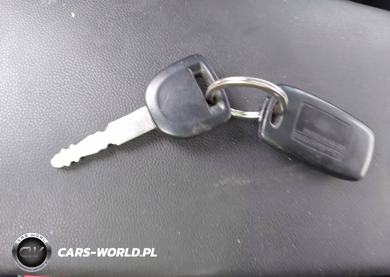 2008 Mazda Mazda3 S Grand Touring VIN:JM1BK323X81850588 - 11