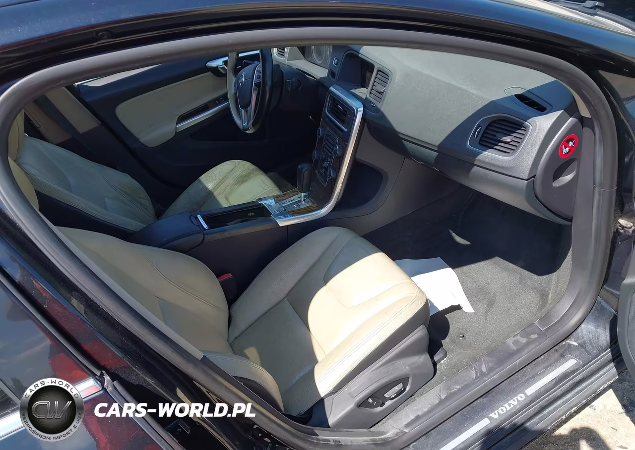 2011 Volvo S60 T6 (Retail Only)-W-Moonroof VIN:YV1902FH8B2005111 - 5