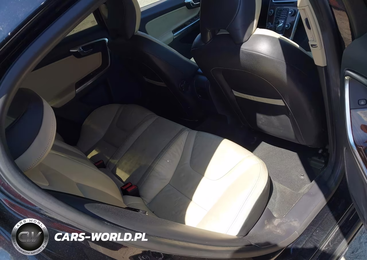 2011 Volvo S60 T6 (Retail Only)-W-Moonroof VIN:YV1902FH8B2005111 - 8