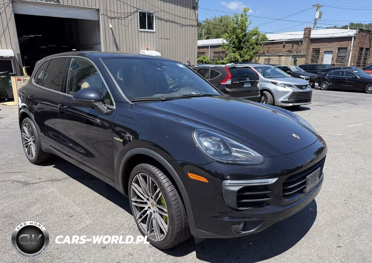 2015 Porsche Cayenne E-Hybrid S – zdjęcie 1 z 12