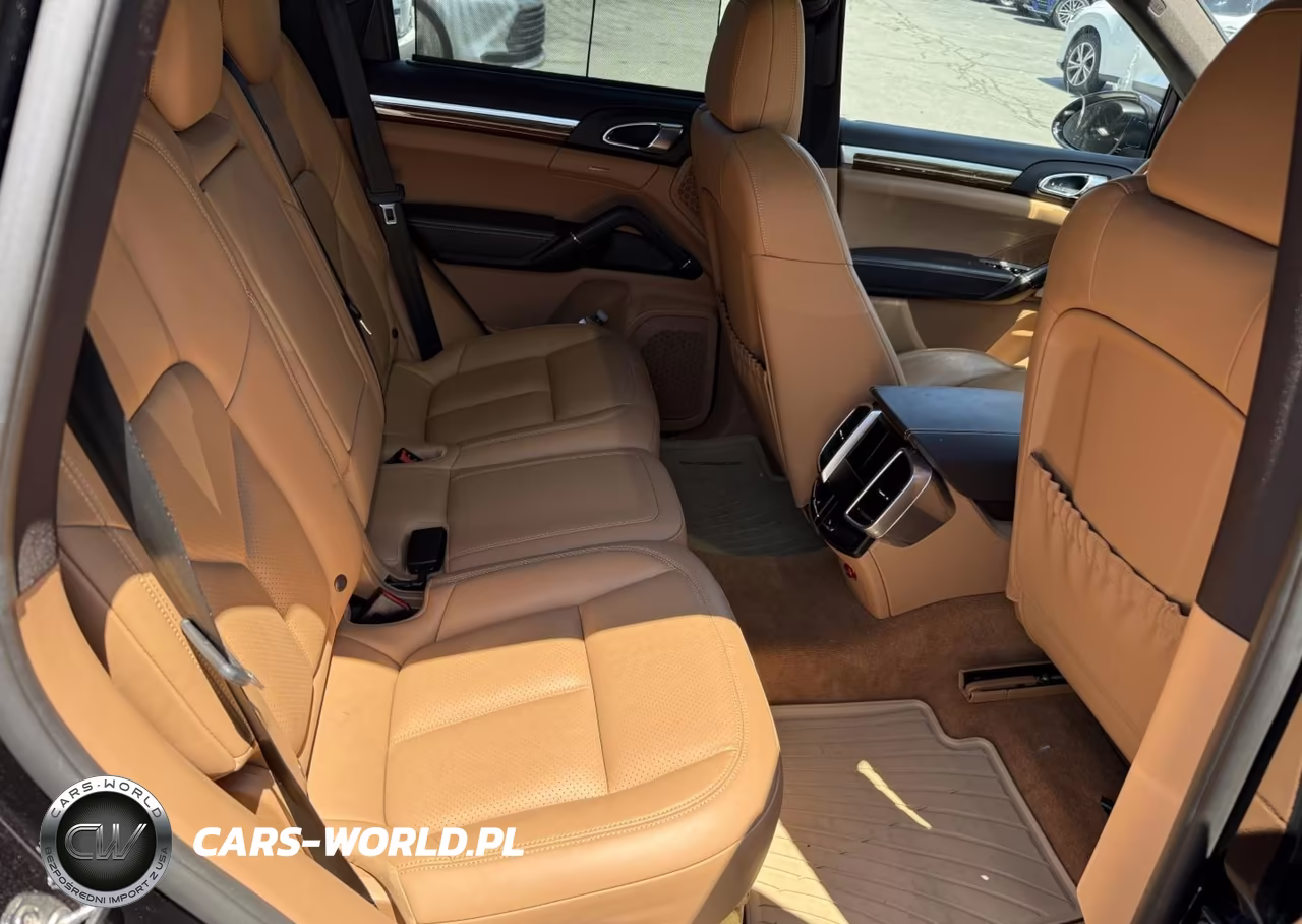 2015 Porsche Cayenne E-Hybrid S VIN:WP1AE2A24FLA52030 - 8