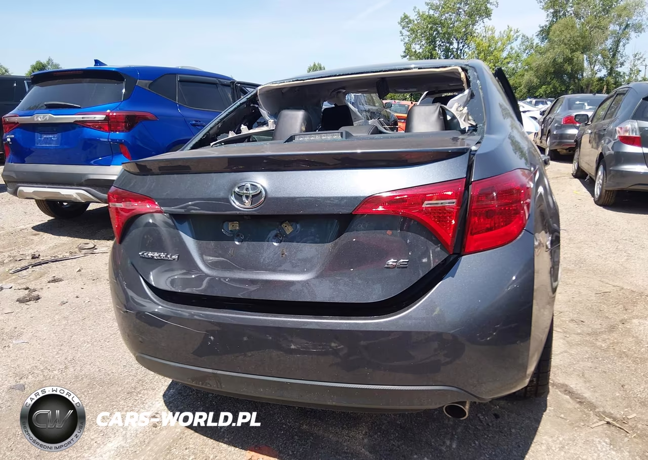 2018 Toyota Corolla Se VIN:2T1BURHE4JC058038 - 17