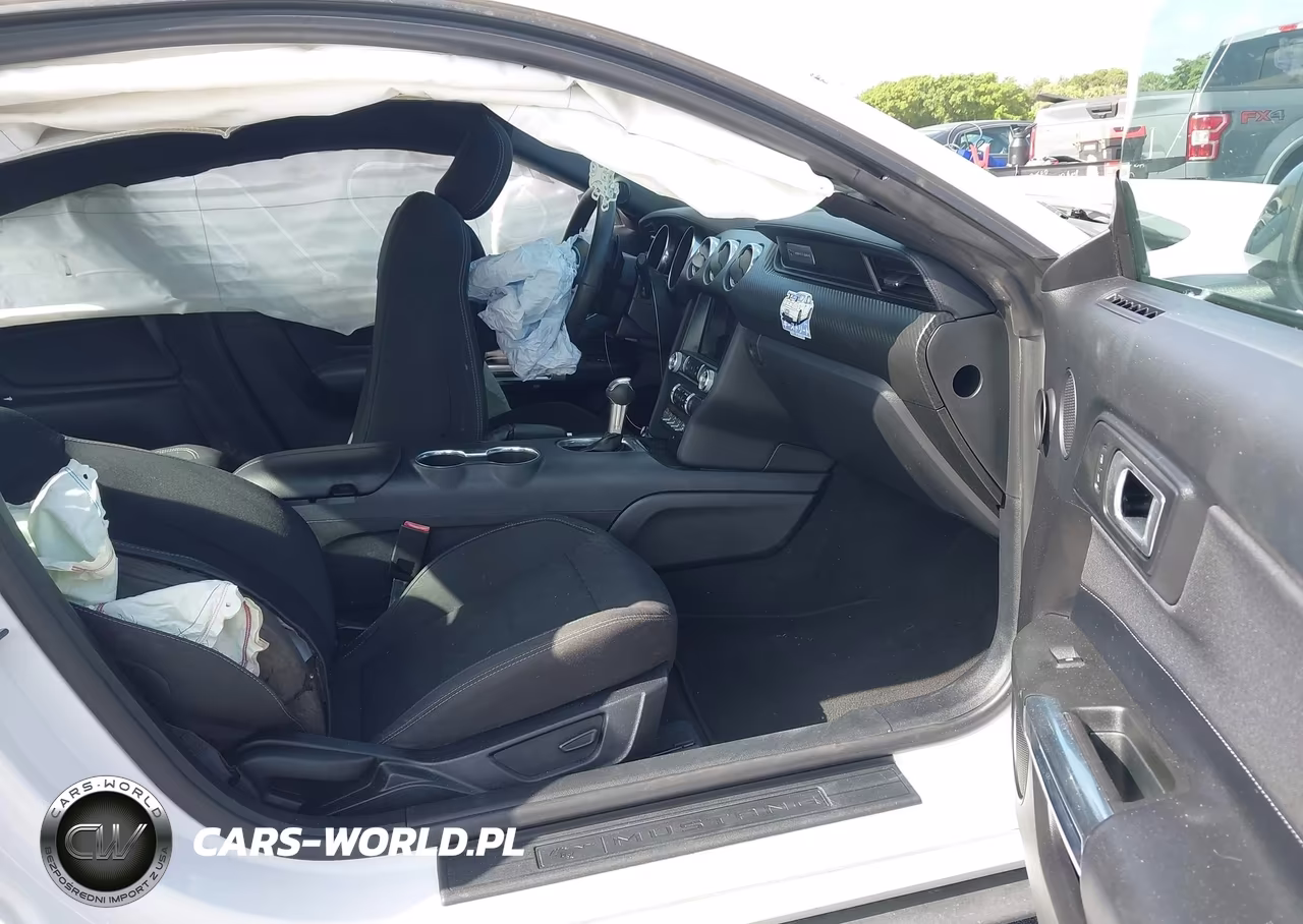 2021 Ford Mustang Ecoboost Fastback VIN:1FA6P8TH2M5128065 - 5
