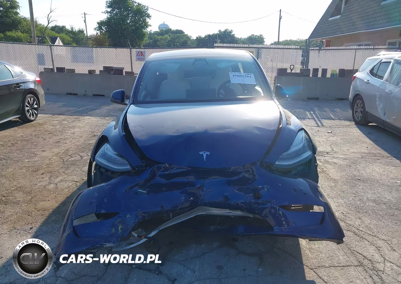 2020 Tesla Model Y Long Range Dual Motor All-Wheel Drive VIN:5YJYGDEE5LF040123 - 10