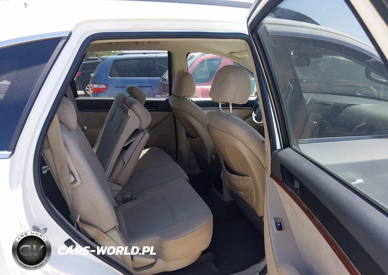 2010 Hyundai Veracruz Gls VIN:KM8NU4CC1AU132584 - 8