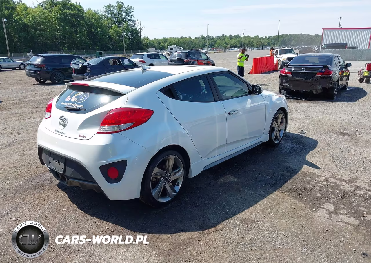 2013 Hyundai Veloster Turbo W-Blue VIN:KMHTC6AEXDU136129 - 4