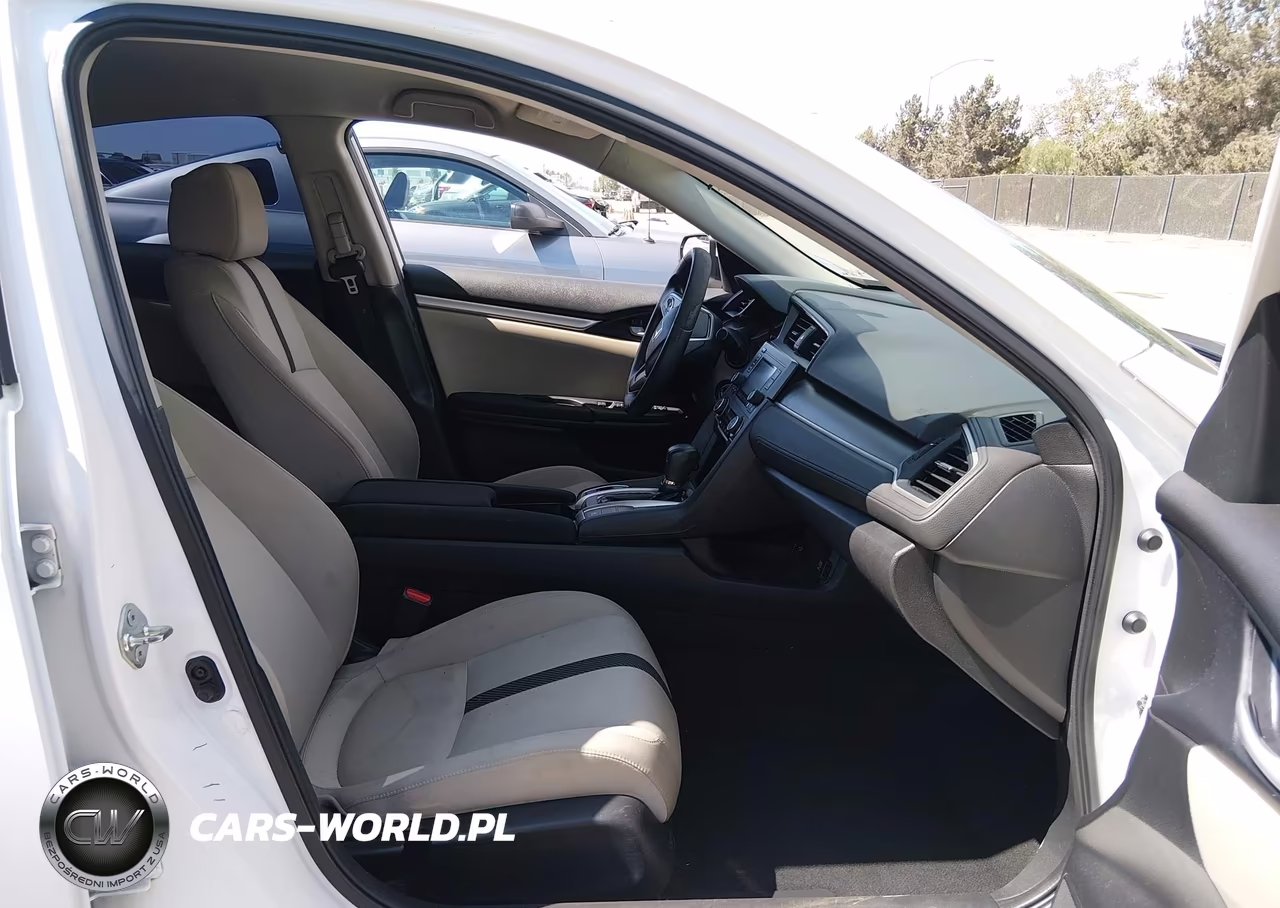 2017 Honda Civic Lx VIN:2HGFC2F5XHH565753 - 5