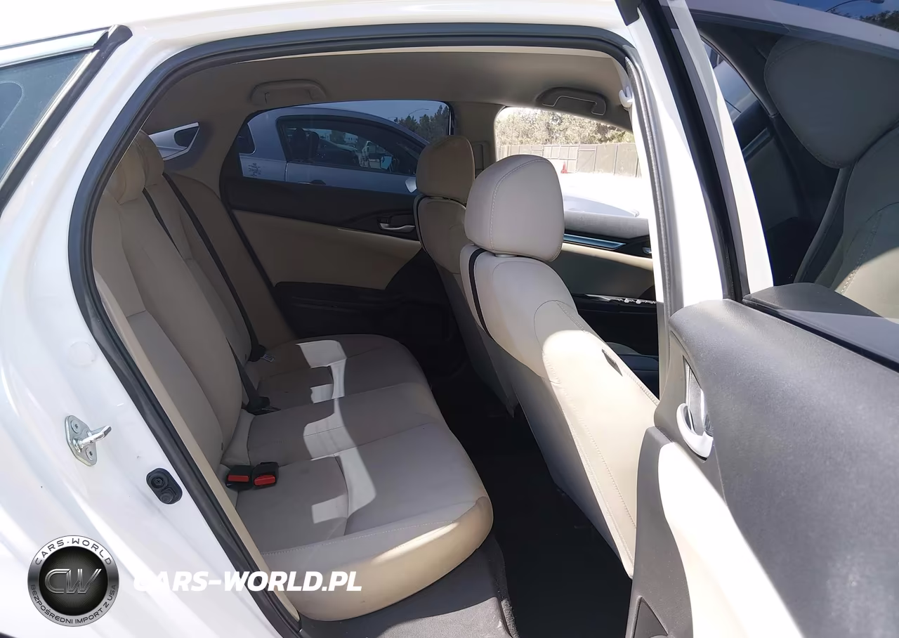 2017 Honda Civic Lx VIN:2HGFC2F5XHH565753 - 8
