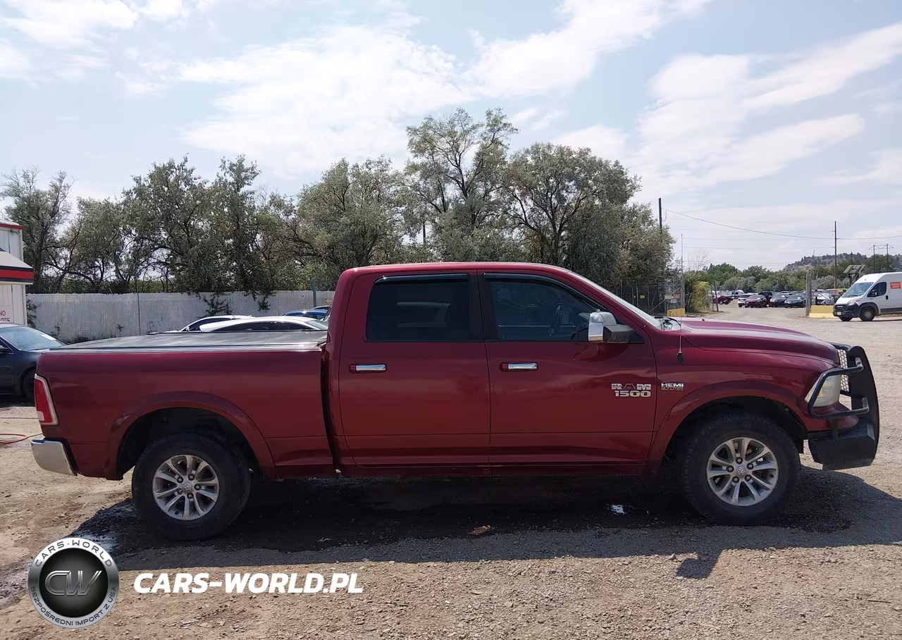 2015 Ram 1500 Laramie VIN:1C6RR7VT0FS627715 - 13
