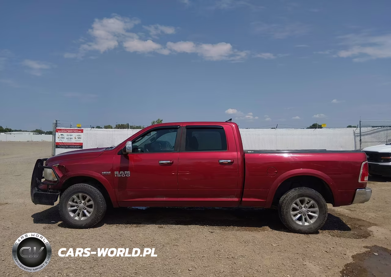 2015 Ram 1500 Laramie VIN:1C6RR7VT0FS627715 - 14