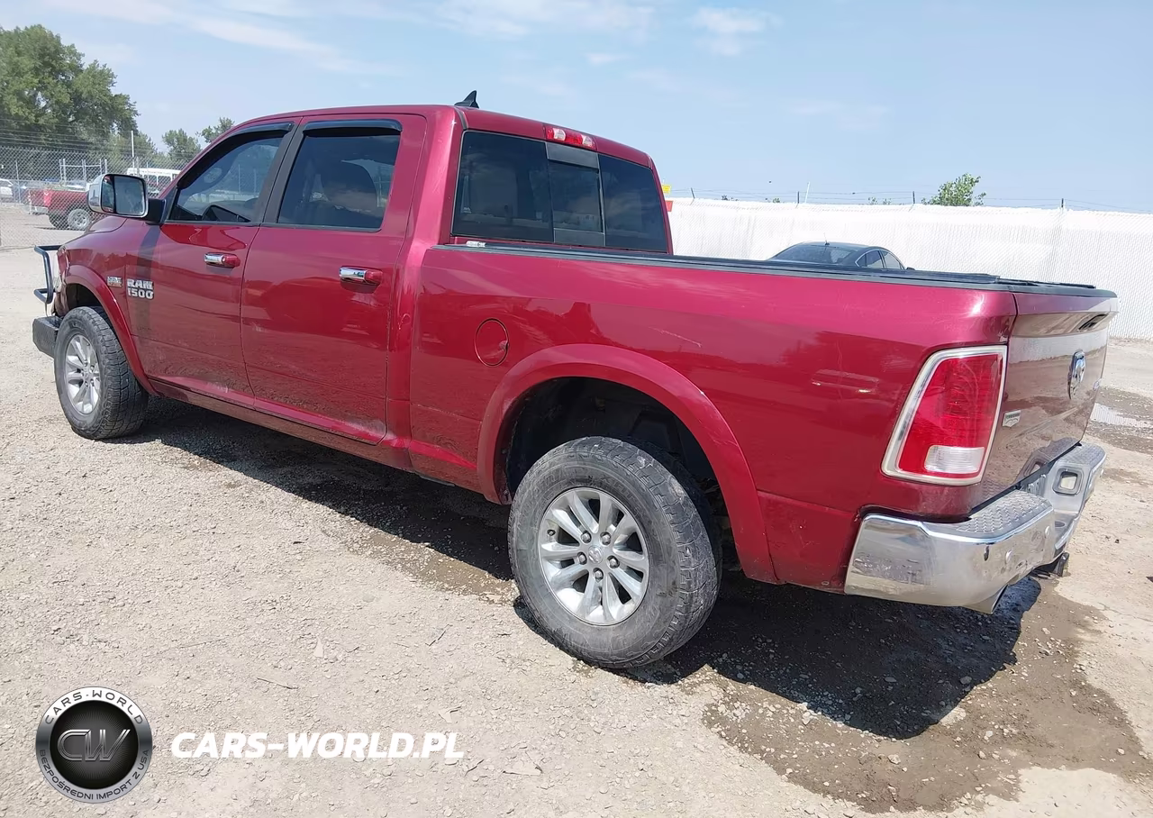 2015 Ram 1500 Laramie VIN:1C6RR7VT0FS627715 - 3