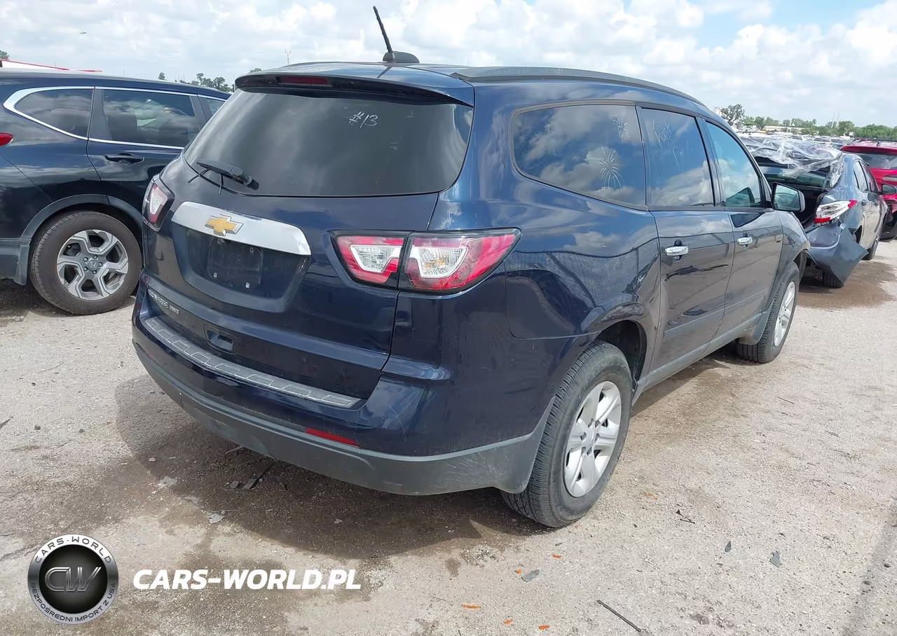 2017 Chevrolet Traverse Ls VIN:1GNKVFKDXHJ154760 - 4