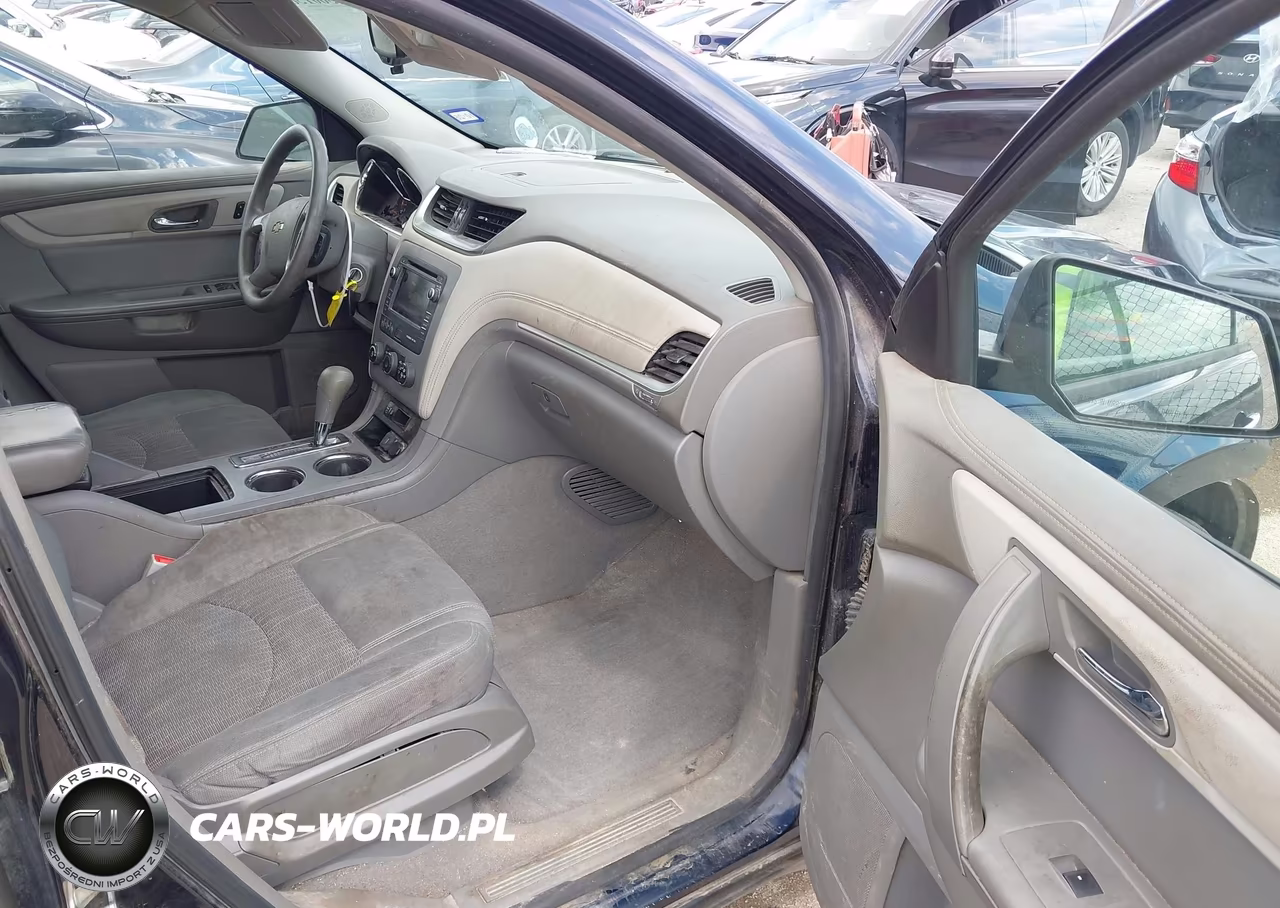 2017 Chevrolet Traverse Ls VIN:1GNKVFKDXHJ154760 - 5