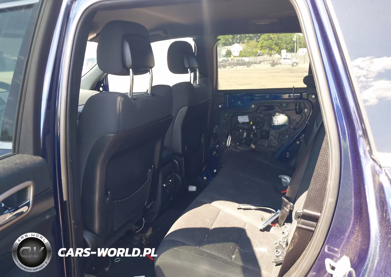 2014 Jeep Grand Cherokee Laredo VIN:1C4RJFAG8EC123666 - 8