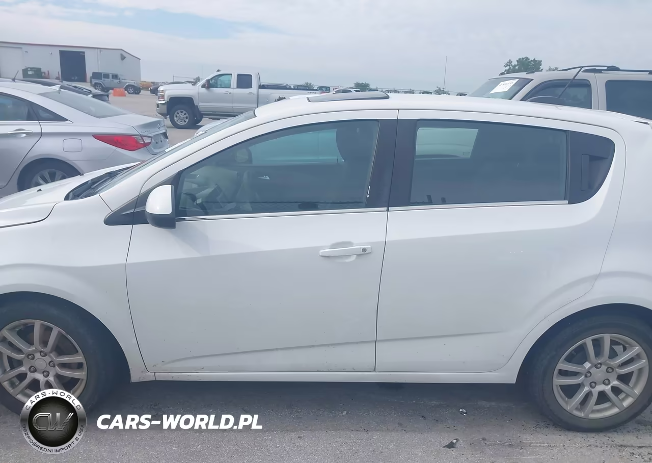 2015 Chevrolet Sonic Lt Auto VIN:1G1JC6SB2F4170965 - 14
