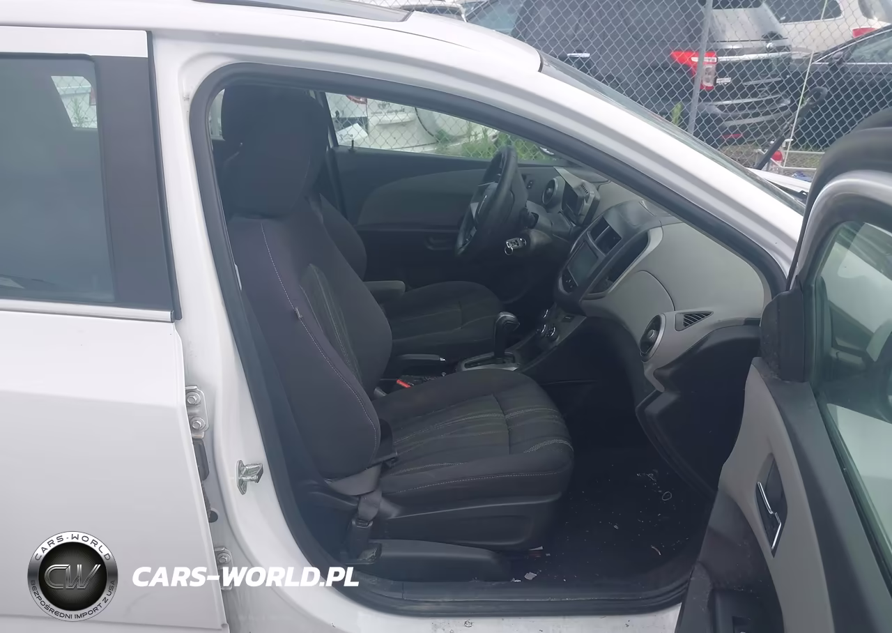 2015 Chevrolet Sonic Lt Auto VIN:1G1JC6SB2F4170965 - 5