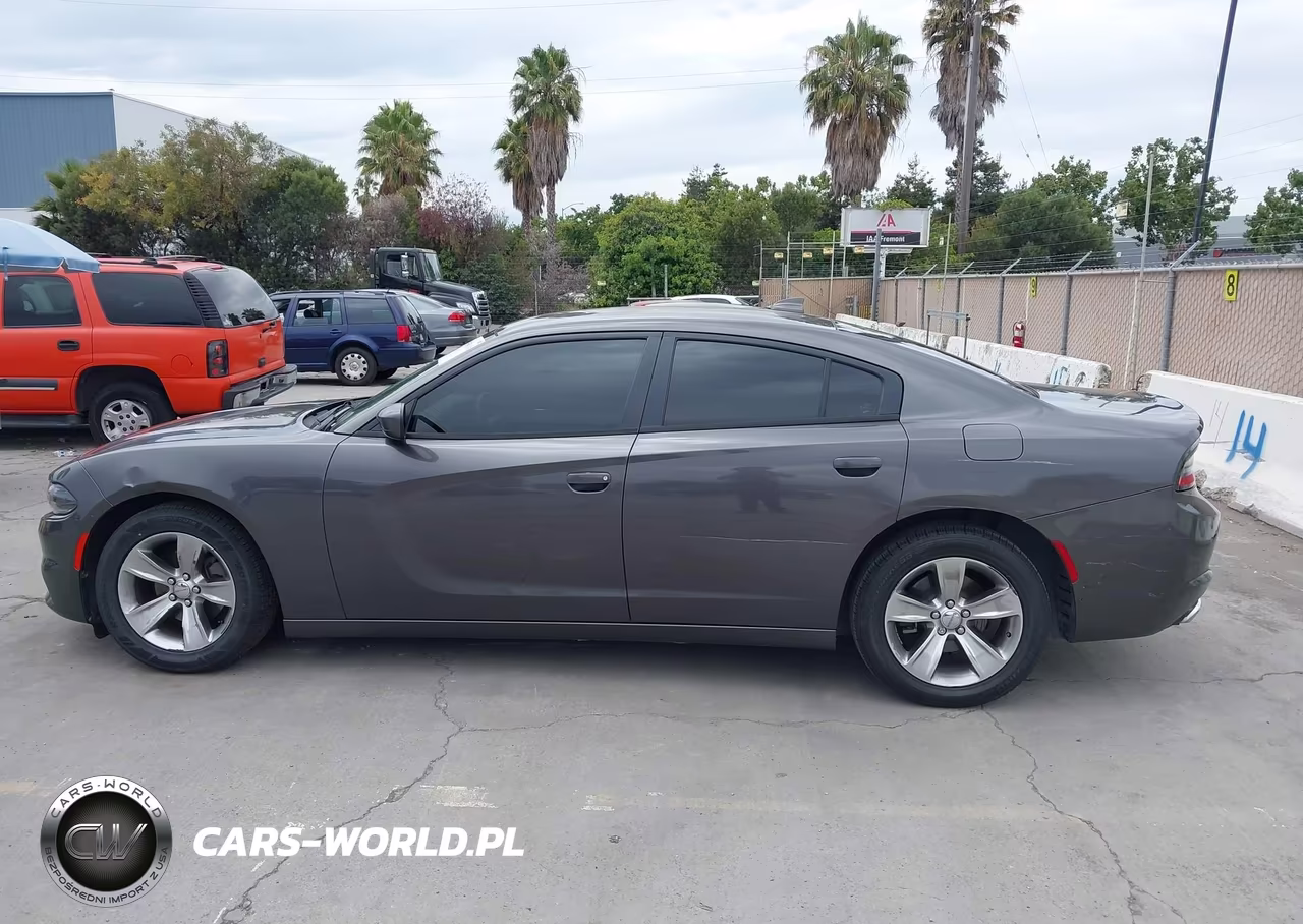 2018 Dodge Charger Sxt Plus Rwd VIN:2C3CDXHG0JH215889 - 14