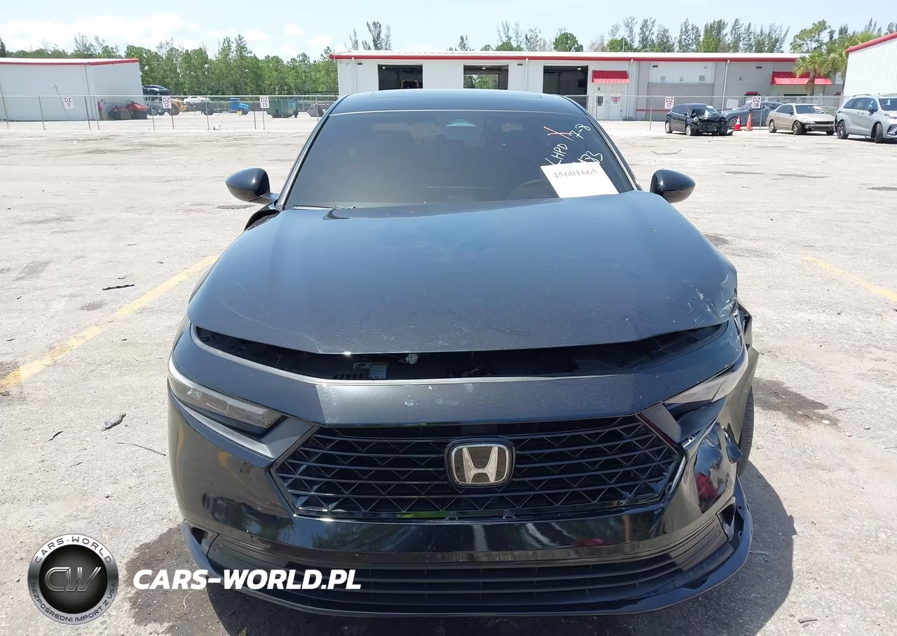 2025 Honda Accord Hybrid Sport-L VIN:1HGCY2F7XSA034483 - 12