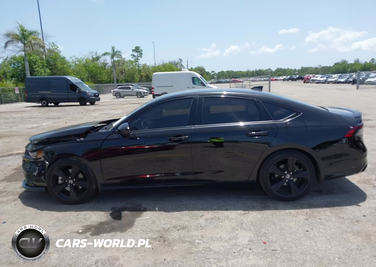 2025 Honda Accord Hybrid Sport-L VIN:1HGCY2F7XSA034483 - 14