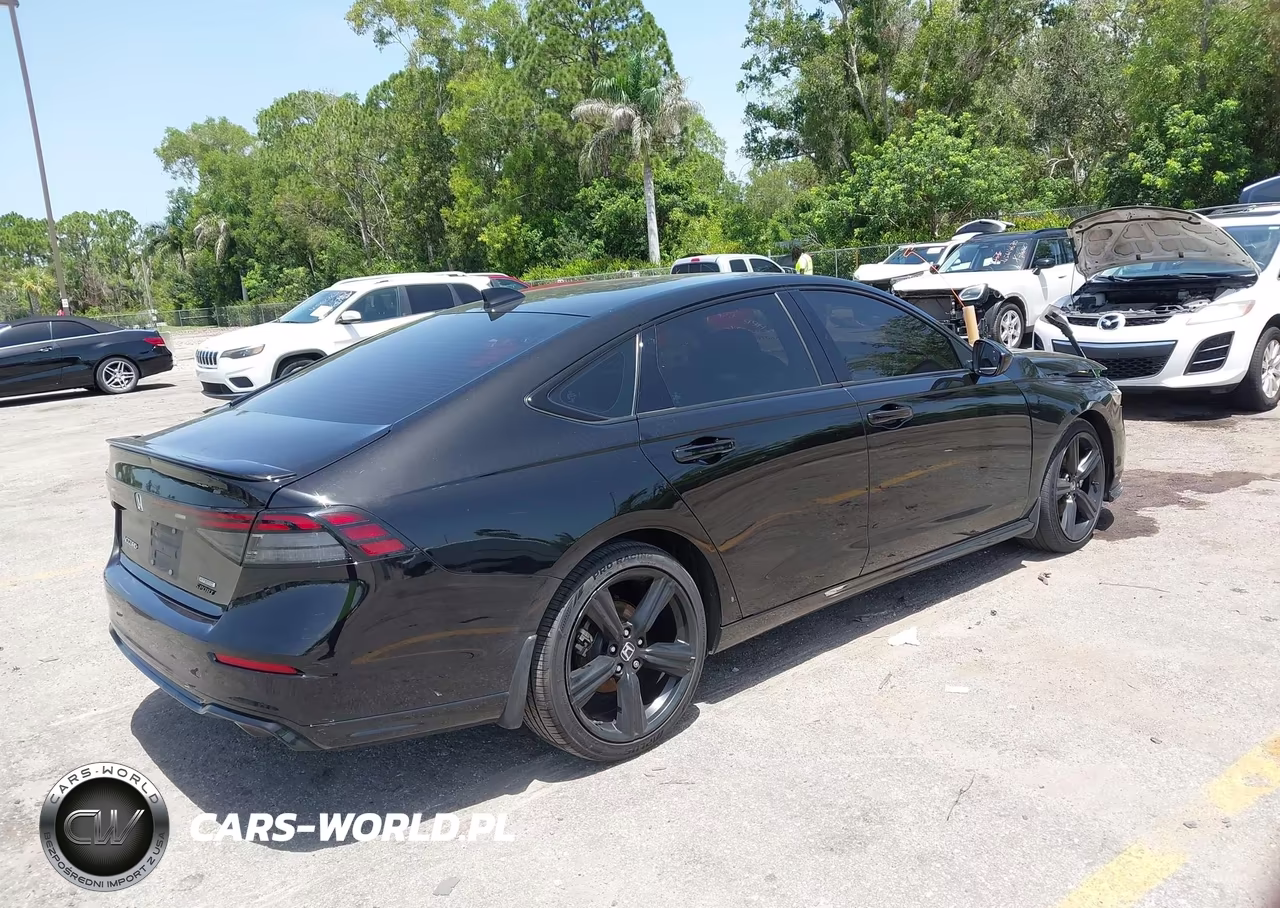 2025 Honda Accord Hybrid Sport-L VIN:1HGCY2F7XSA034483 - 4