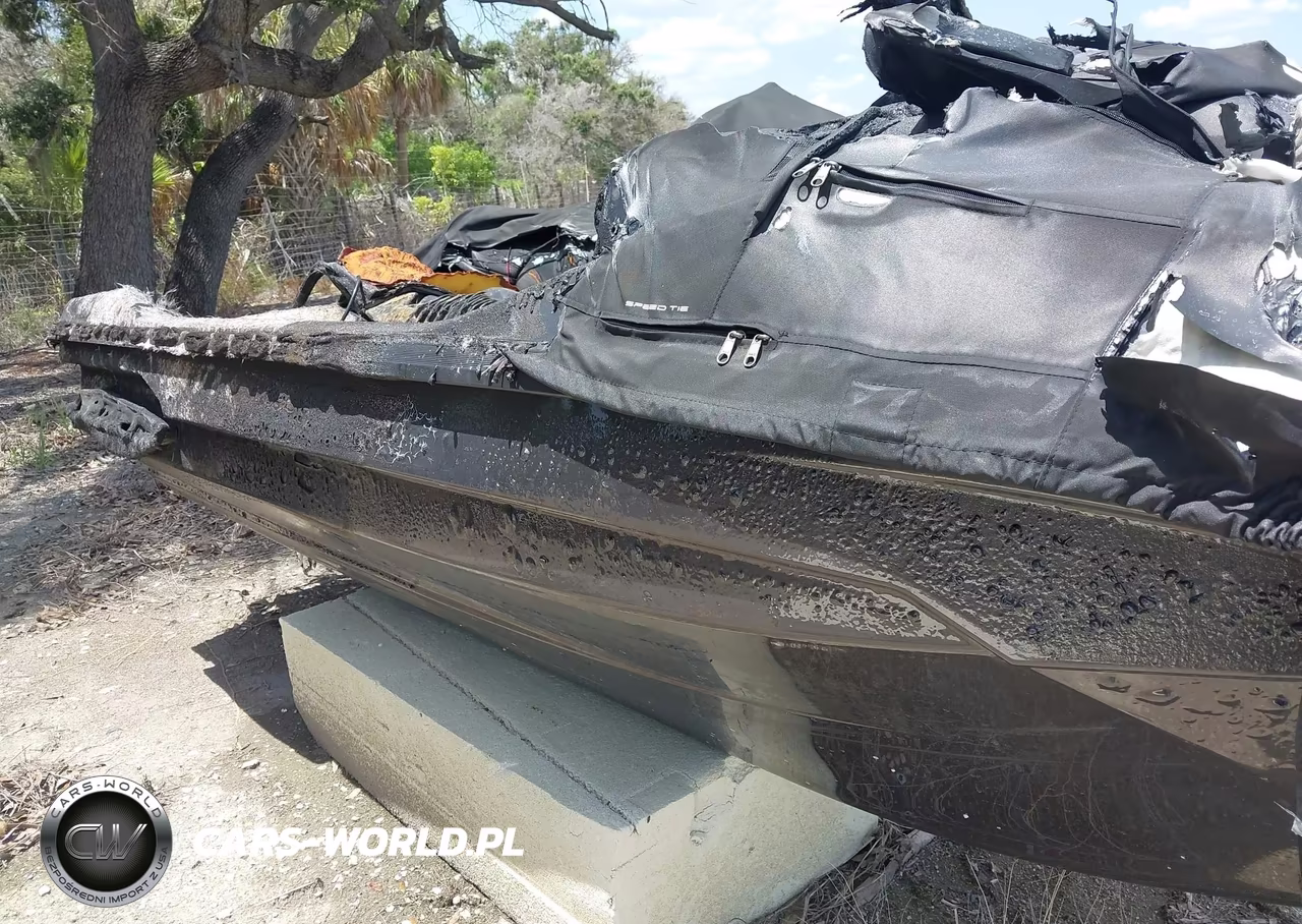 2022 Sea Doo Rxt-300 VIN:YDV10179I122 - 15